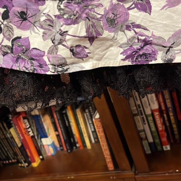 Hot Topic Retro Bugs and Beauty Dress - Picture 4 of 12